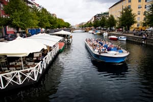 DKCPH - Copenhagen - Canalboat and boat rental at Christianshavn canal - www.copenhagenmediacenter.com, Ty Stange.jpg Photo